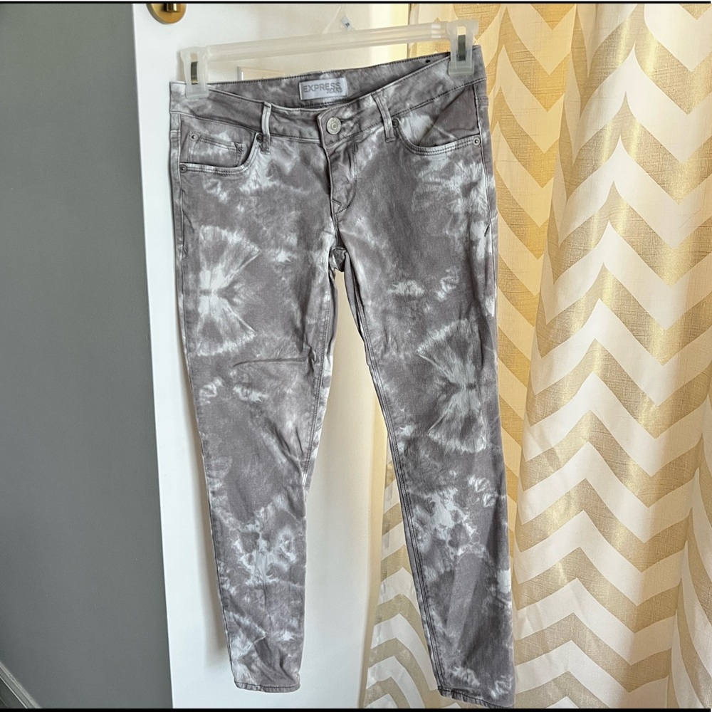 Express Stella Ankle Regular Fit Low Rise Size 2 Grey Tie Dye Jeans